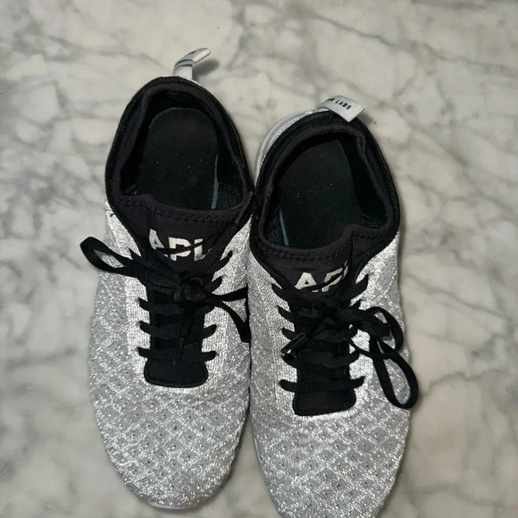 APL Men’s 9M TechLoom Pro Running Sneakers - Picture 3 of 11